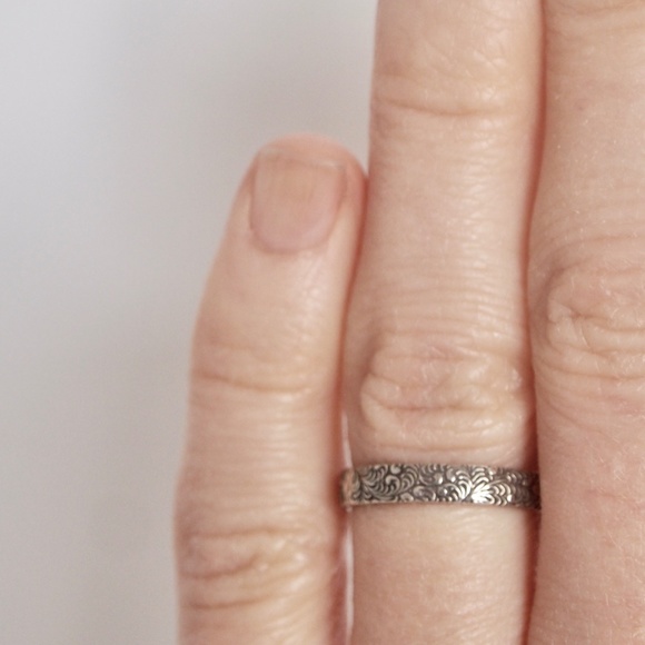 Sterling Slver, stack ring band - Picture 4 of 10